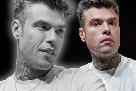 Fedez, nuovo acquisto di lusso: spunta l'anello a croce 